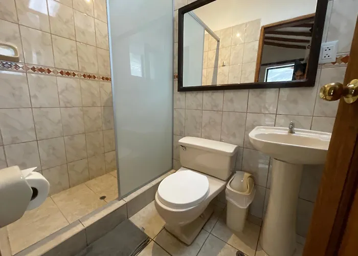 Sagrada Tierra Hotel *