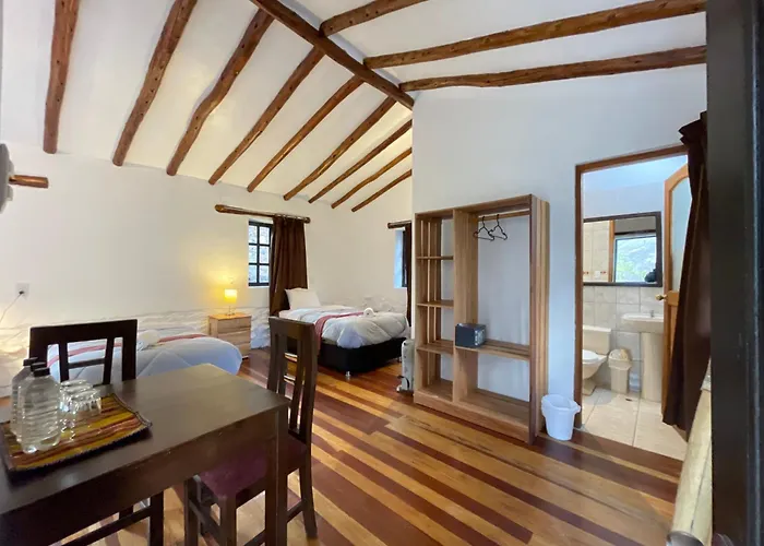 Hotel Sagrada Tierra *