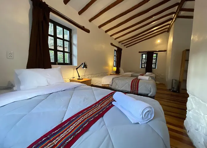 Sagrada Tierra Hotel *