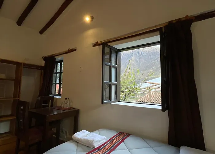 Sagrada Tierra * Ollantaytambo